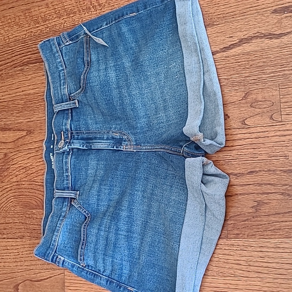 NEW - Old Navy Jean Shorts